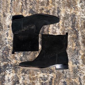 Michael Kors Preforated Booties